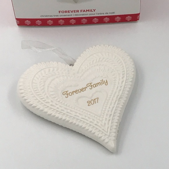 Christmas Hallmark Keepsake 2017 Forever Family - Picture 4 of 6